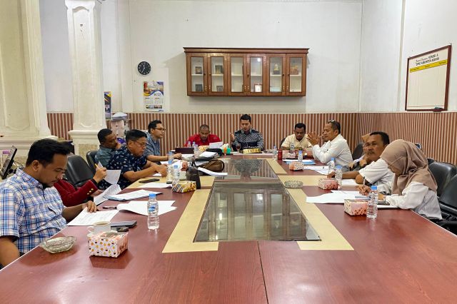 KOMISI A DPRD ASAHAN GELAR RAPAT LANJUTAN PEMBAHASAN R-KUA DAN R-PPAS TAHUN ANGGARAN 2026